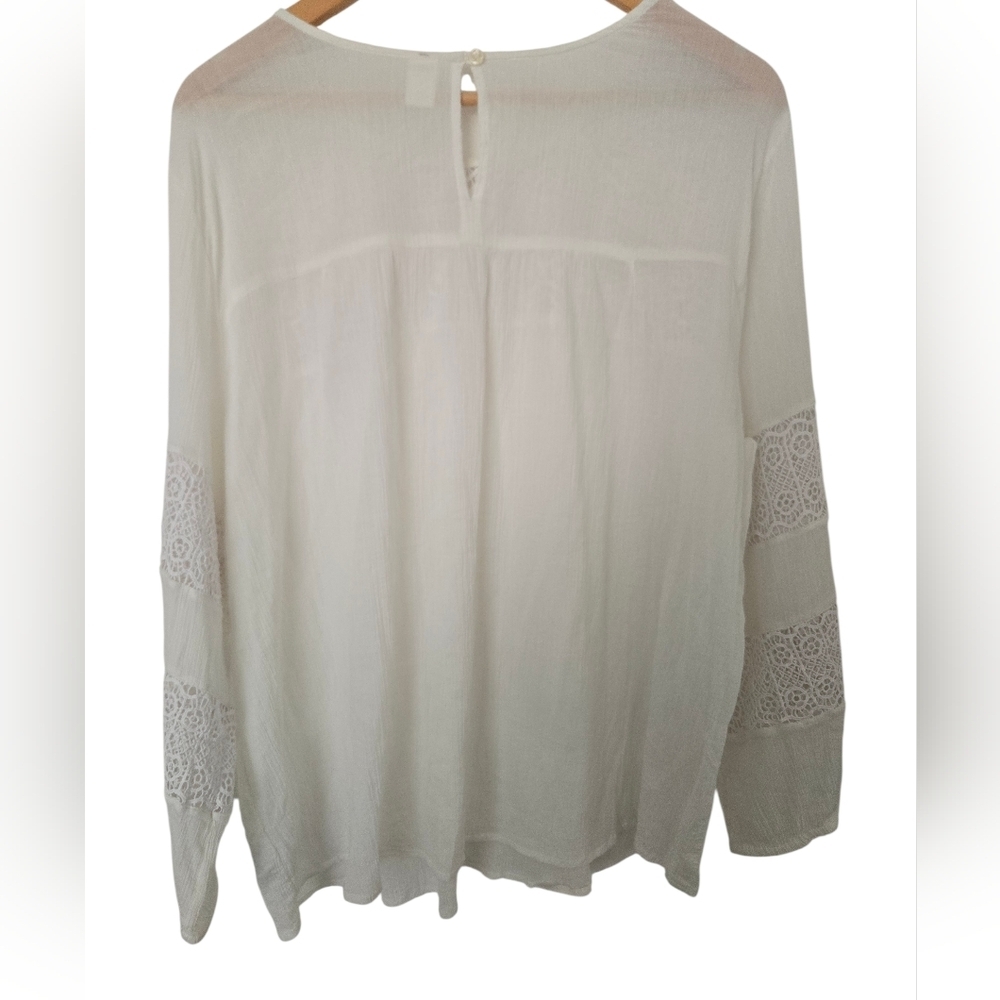 Old Navy White Lace Detail Blouse Size Xxl - Picture 4 of 4